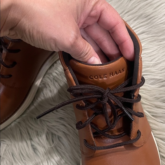 Cole Haan British tan/ivory grand 
Ultra chukka boots - Picture 5 of 6